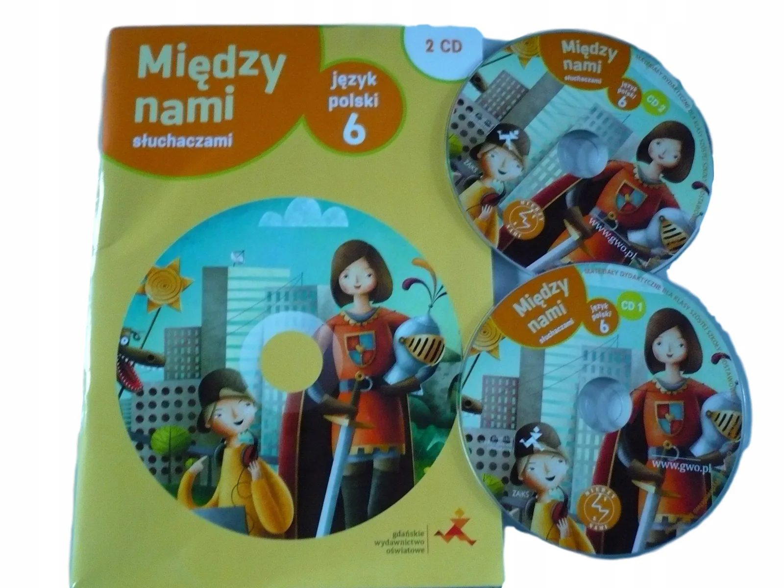 Okładka: MIĘDZY NAMI słuchaczami 6 KSIĄZKA NAUCZYCIELA