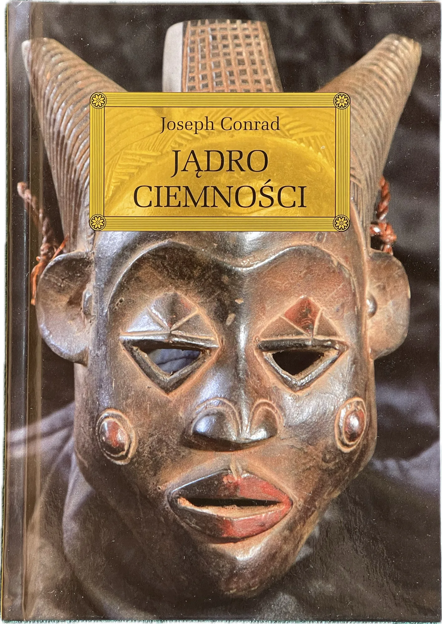 Okładka: JĄDRO CIEMNOŚCI CONRAD lektura z opracowaniem