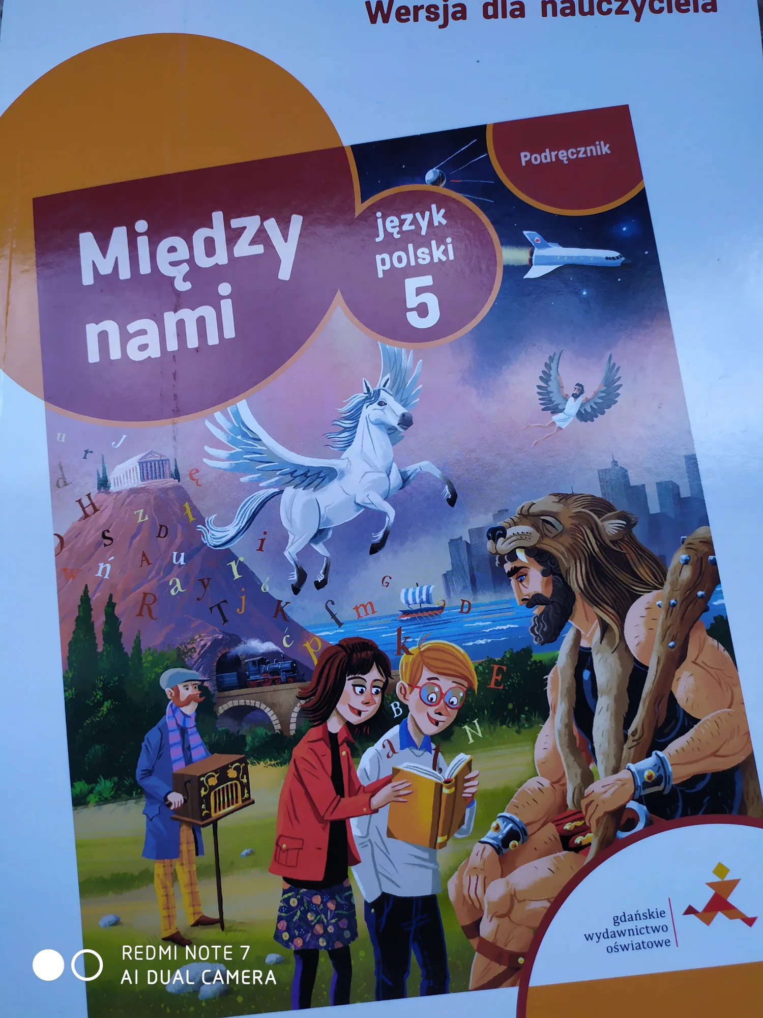 Okładka: MIĘDZY NAMI 5 ksiązka nauczyciela poradnik GWO