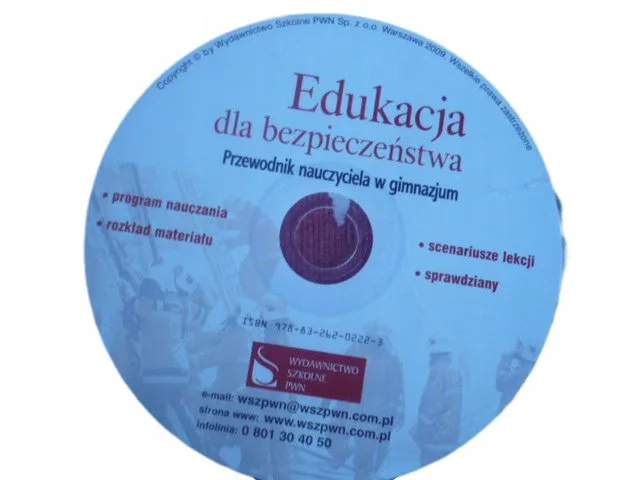 Okładka: EDUKACJA DLA BEZPIECZEŃSTWA KSIĄZKA NAUCZYCIELA NA CD SPRAWDZIANY testy EDB