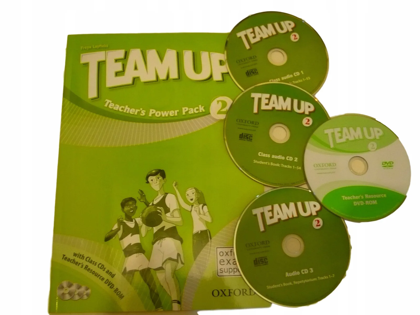 Okładka: TEAM UP 2 ksiązka nauczyciela + 4 płyty cd DVD